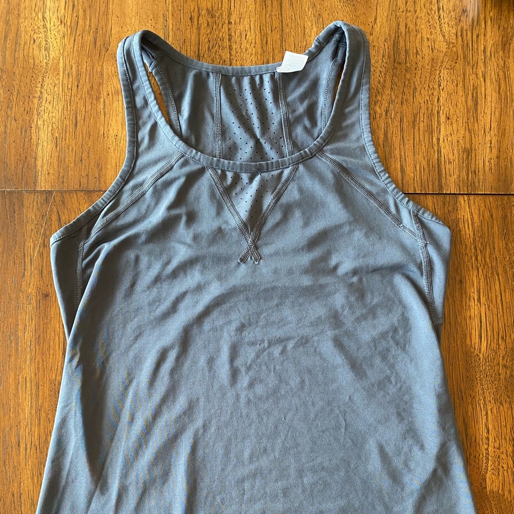 BLACK FRI $ DROP Gap fit racer back workout tank